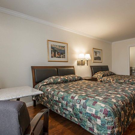 Rodeway Inn Riverside Δωμάτιο φωτογραφία