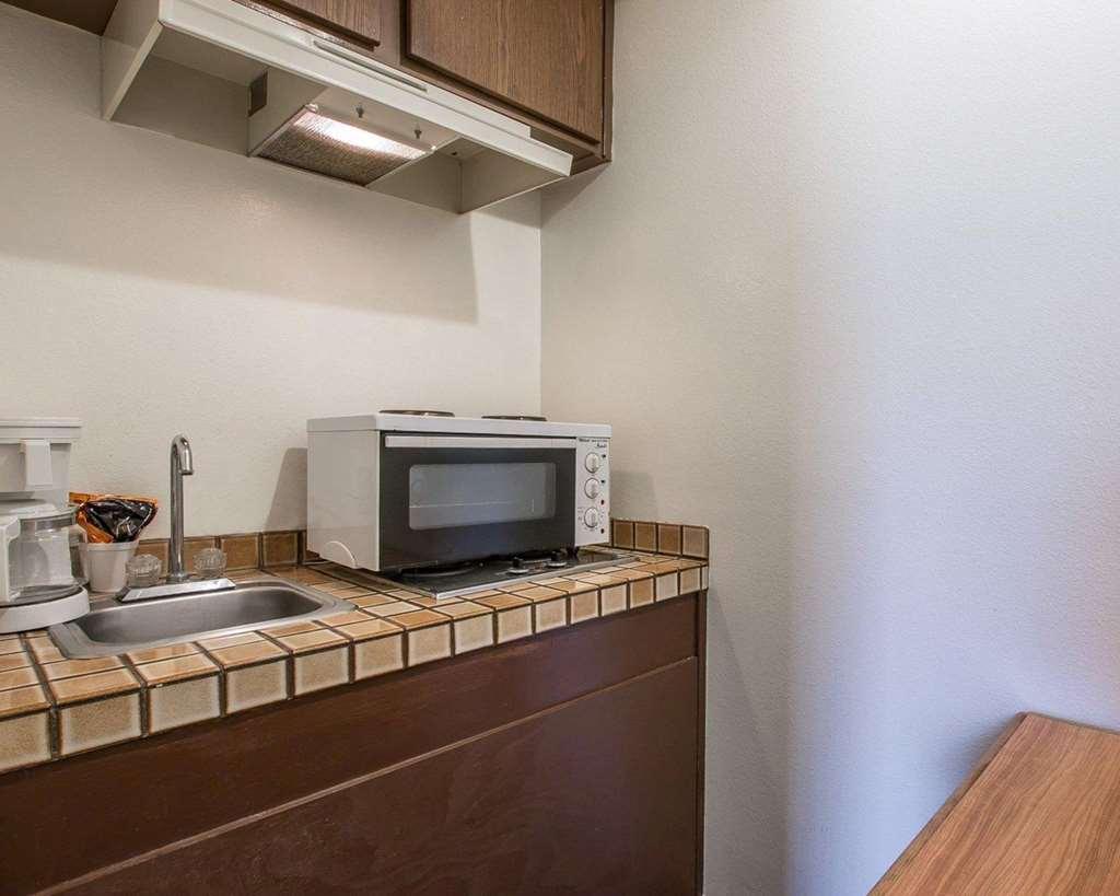 Rodeway Inn Riverside Δωμάτιο φωτογραφία