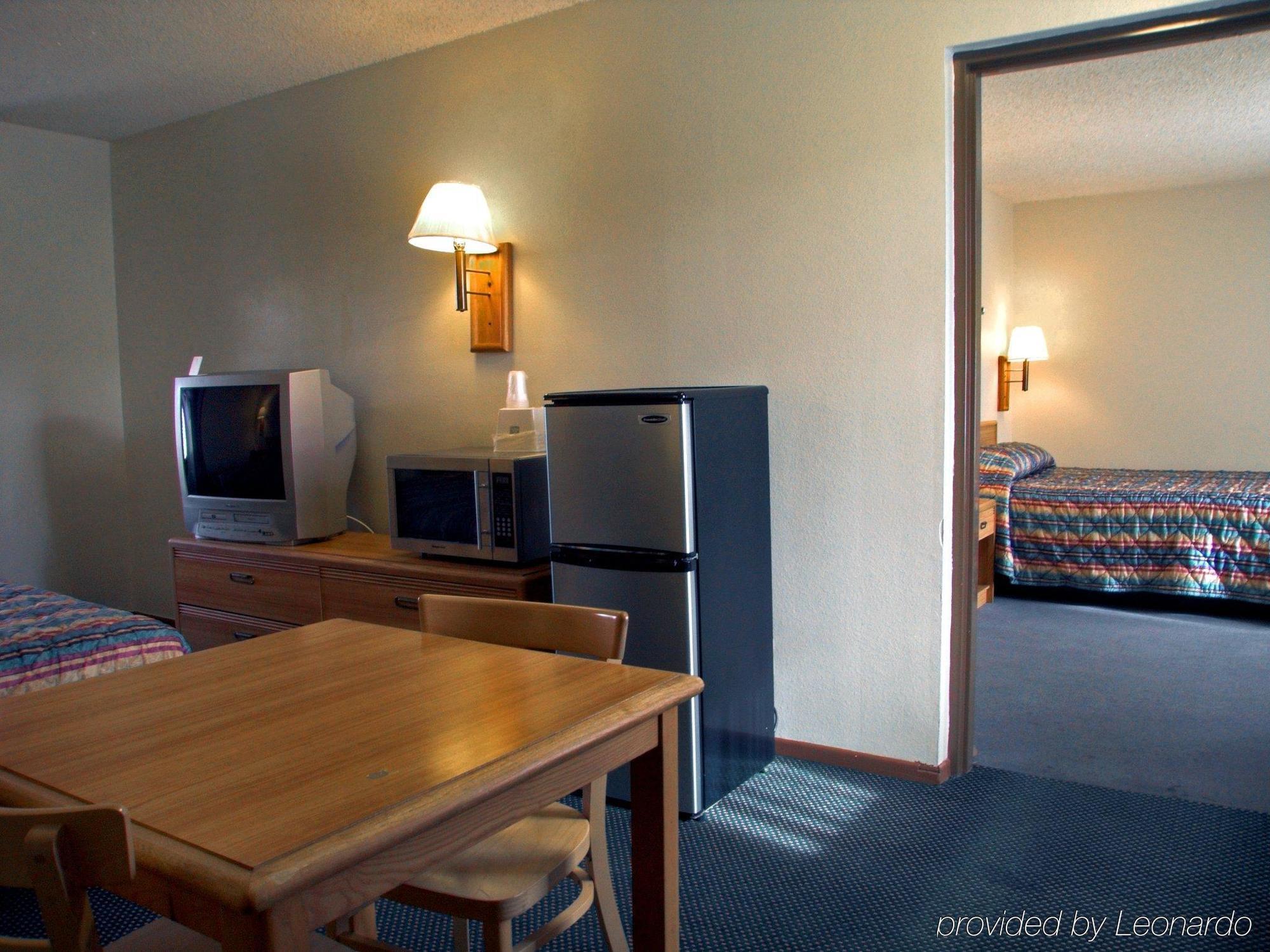 Rodeway Inn Riverside Δωμάτιο φωτογραφία