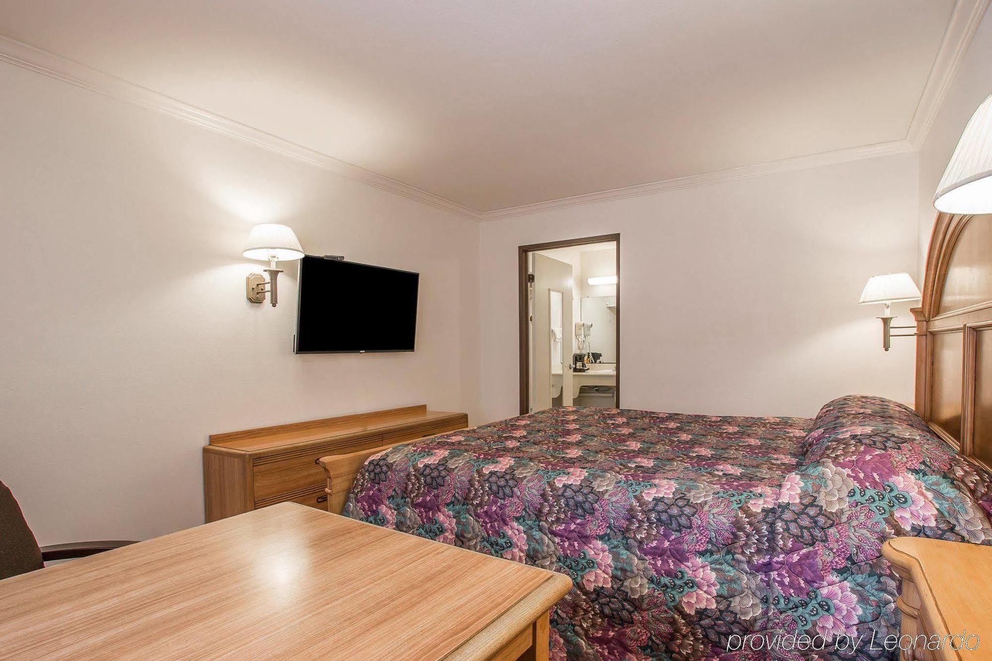 Rodeway Inn Riverside Εξωτερικό φωτογραφία